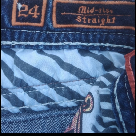 RELISTED BNWOT S 24 Rock Revival Jeans🔥 - Picture 6 of 16